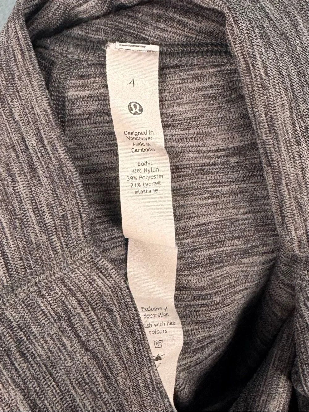 Lululemon Align High-Rise Crop 21